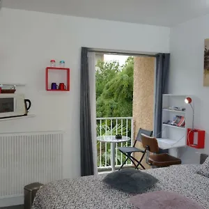 chambre-avec-entree-libre-et-salle-de-bain-privee.midi-pyreneeshotels.com/